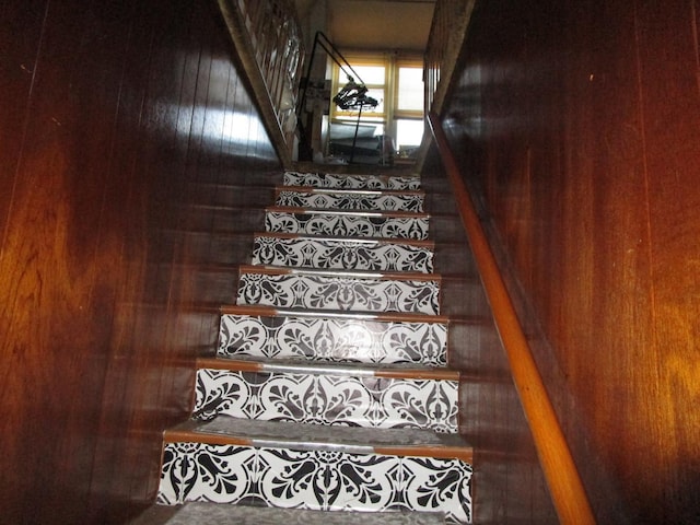 9201 S Marshfield Ave, Chicago, IL 60620 - view of stairway