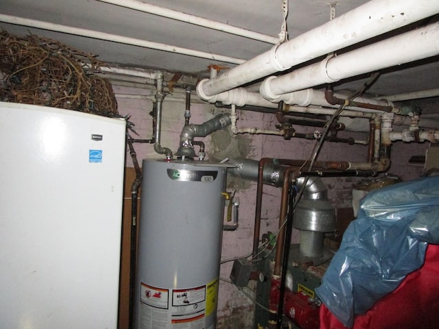 9201 S Marshfield Ave, Chicago, IL 60620 - utilities featuring water heater