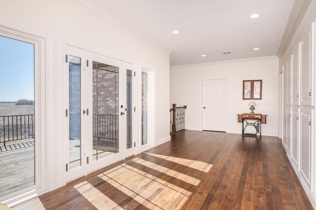 14431 E 2400 N Rd, Hudson, IL 61748 - entryway with hardwood / wood-style flooring, crown molding, recessed lighting, and baseboards