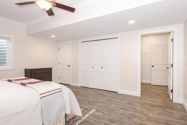 14431 E 2400 N Rd, Hudson, IL 61748 - bedroom featuring ornamental molding, light wood-style flooring, baseboards, recessed lighting, and ceiling fan