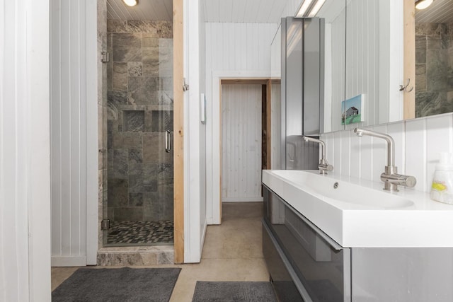 14431 E 2400 N Rd, Hudson, IL 61748 - bathroom featuring a stall shower and vanity