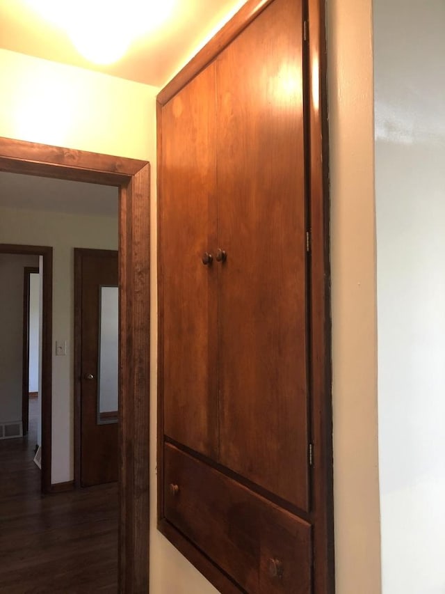 207 N Thomas St, Gilman, IL 60938 - photo 13