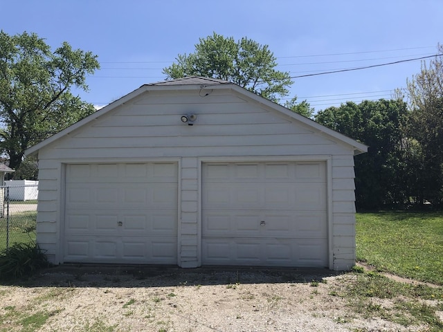207 N Thomas St, Gilman, IL 60938 - photo 30
