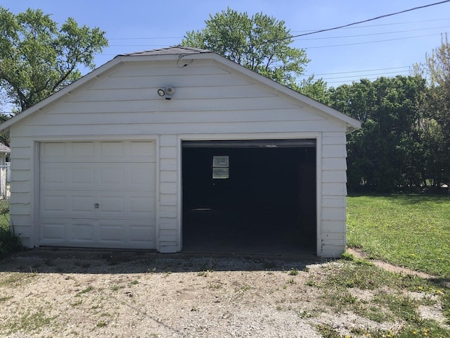 207 N Thomas St, Gilman, IL 60938 - photo 32