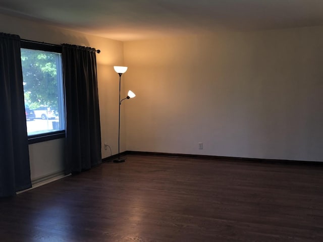 207 N Thomas St, Gilman, IL 60938 - photo 6