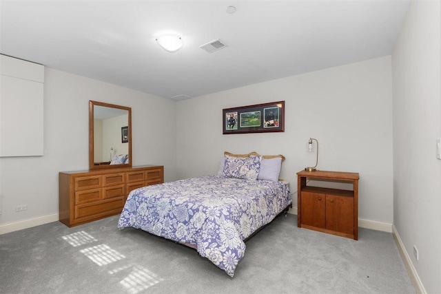 1784 Reserve Ct, Highland Park, IL 60035 - bedroom with carpet floors and baseboards