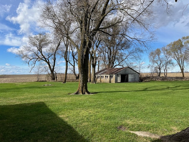 1534 E 1600 N Rd, Roberts, IL 60962 - view of green lawn featuring an outdoor structure