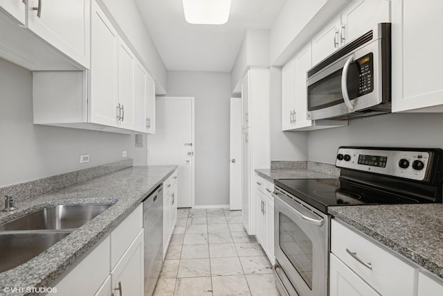 3180 N Lake Shore Dr Unit 19D, Chicago, IL 60657 - photo 15
