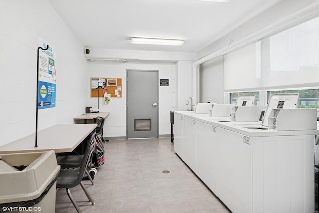 3180 N Lake Shore Dr Unit 19D, Chicago, IL 60657 - photo 40