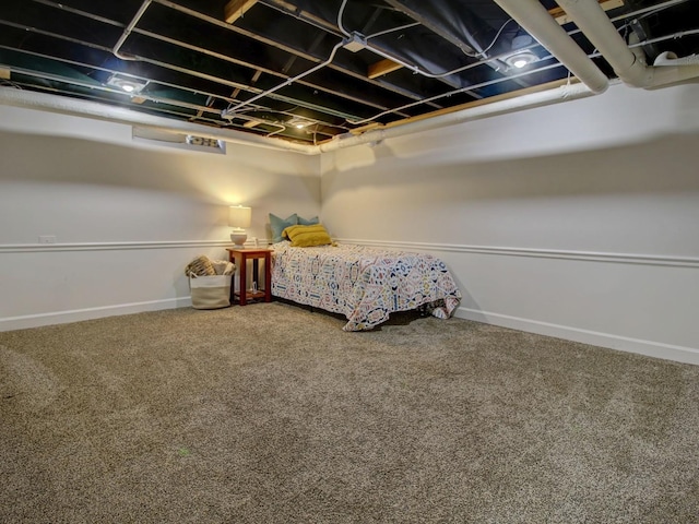 517 S Washington St, Wheaton, IL 60187 - carpeted bedroom featuring baseboards