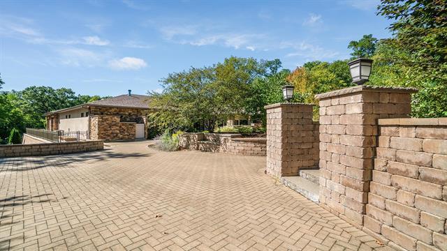 exterior space featuring fence