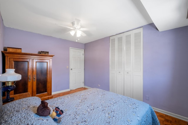2532 Lee St, Woodridge, IL 60517 - bedroom with baseboards, a ceiling fan, and a closet