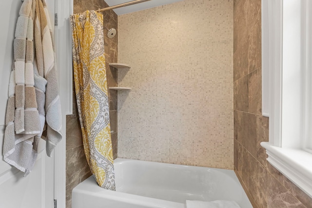 91 Wagner Rd, Northfield, IL 60093 - full bathroom featuring shower / bath combo with shower curtain