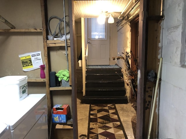 926 S Lathrop Ave, Forest Park, IL 60130 - below grade area featuring washer and clothes dryer