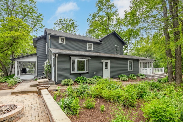 331 E Joliet Hwy, New Lenox, IL 60451 - rear view of property featuring a wooden deck and roof with shingles