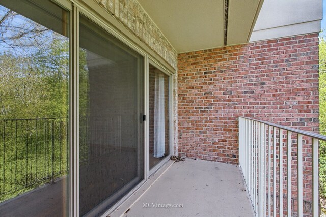 7841 W 157th St Unit 303, Orland Park, IL 60462 - view of balcony