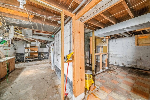 2523 Woods St, West Brooklyn, IL 61378 - view of unfinished below grade area