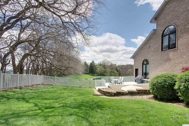 5620 Ridgeline Dr, Quincy, IL 62305 - view of yard featuring a patio area and a gate