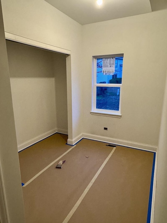 unfurnished bedroom featuring a closet, visible vents, and baseboards