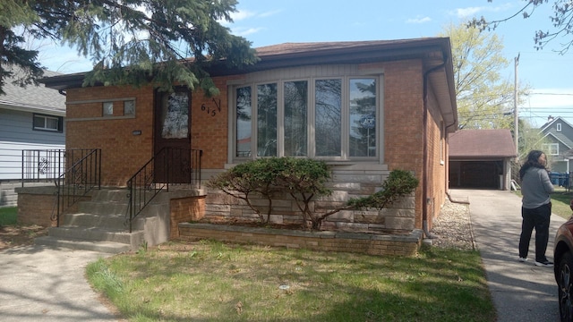 615 Price Ave, Calumet City, IL 60409 - bungalow-style home featuring brick siding