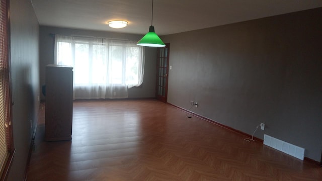 615 Price Ave, Calumet City, IL 60409 - empty room featuring baseboards and visible vents