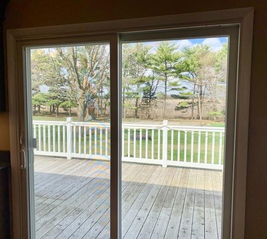 2700 E 600 N Rd, Milford, IL 60953 - doorway with hardwood / wood-style floors