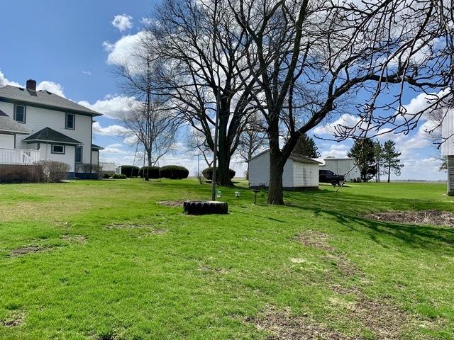 2700 E 600 N Rd, Milford, IL 60953 - view of yard