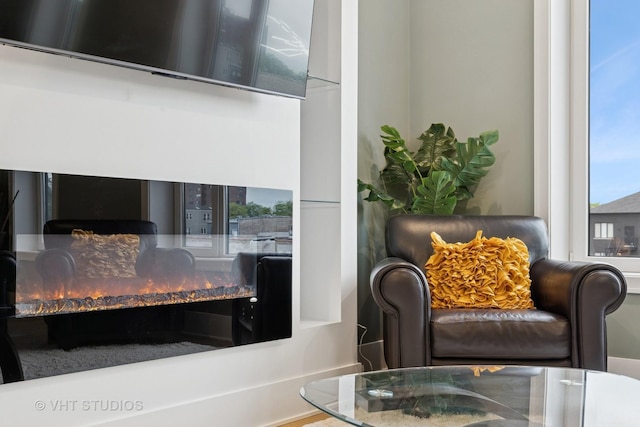 4816 S St Lawrence Ave Unit 302, Chicago, IL 60615 - view of sitting room