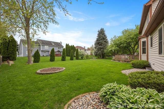 221 Ashley Ct, Oswego, IL 60543 - view of green lawn