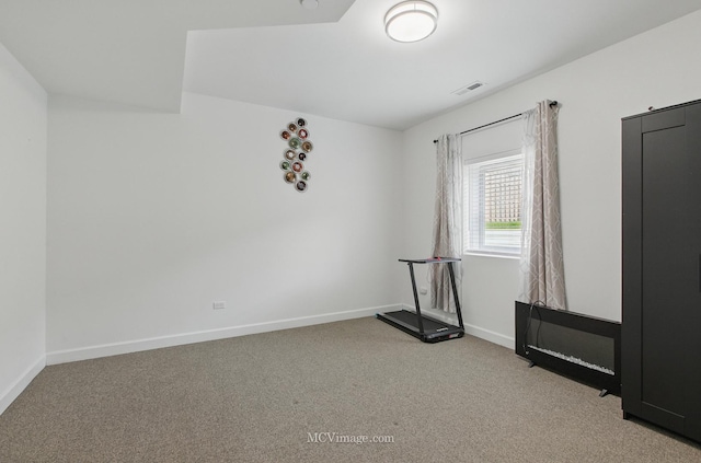 8566 S 83rd Ave, Hickory Hills, IL 60457 - empty room featuring visible vents, baseboards, and carpet floors