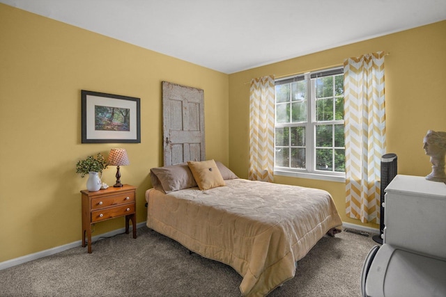 3 Spring Garden Ct, Lake In The Hills, IL 60156 - bedroom featuring carpet and baseboards