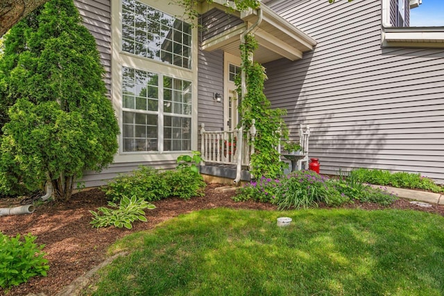3 Spring Garden Ct, Lake In The Hills, IL 60156 - property entrance featuring a lawn