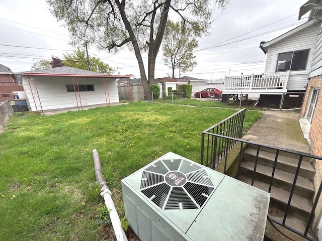 view of yard featuring central AC unit