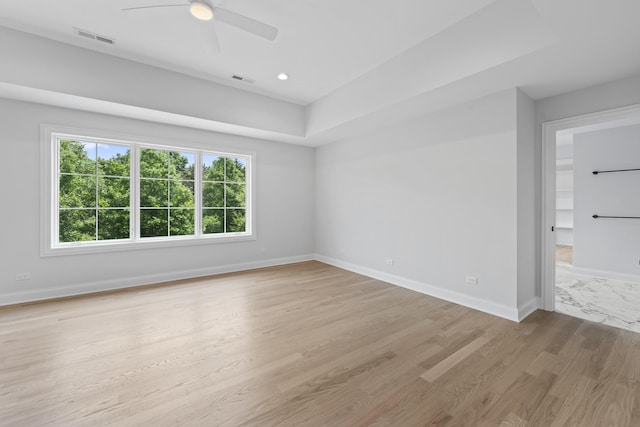 7213 Daybreak Ln, Long Grove, IL 60060 - empty room featuring baseboards, a ceiling fan, light wood-style flooring, and recessed lighting