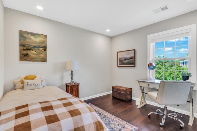 104 E Winchester Rd Unit E, Libertyville, IL 60048 - bedroom featuring wood finished floors, baseboards, recessed lighting, and a desk