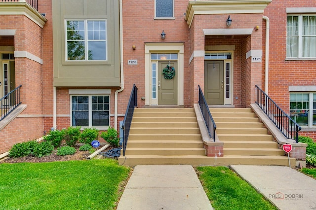 1123 E Port Clinton Rd, Vernon Hills, IL 60061 - property entrance featuring brick siding