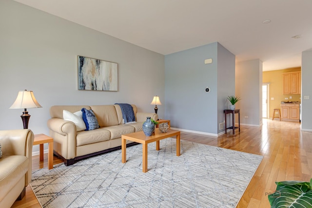 1123 E Port Clinton Rd, Vernon Hills, IL 60061 - living area with light wood finished floors and baseboards