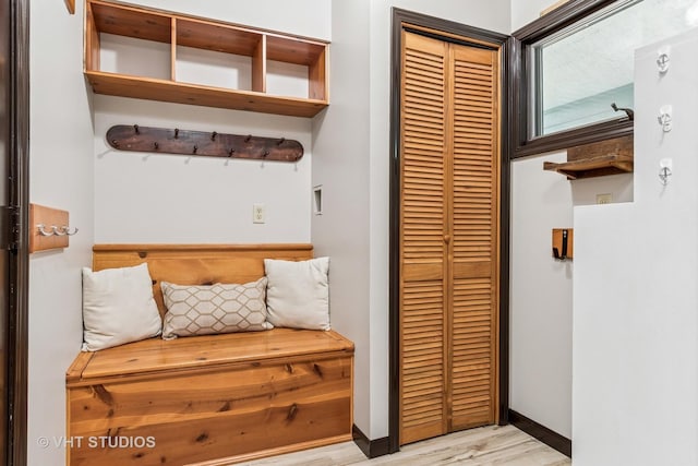 62 Foxhurst Ln, Newark, IL 60541 - mudroom featuring light wood finished floors and baseboards