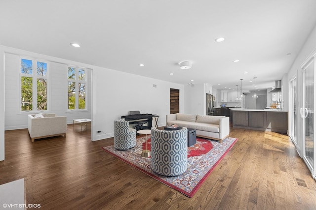 16 W Birchwood Ave, Hinsdale, IL 60521 - living room featuring wood finished floors, recessed lighting, and baseboards