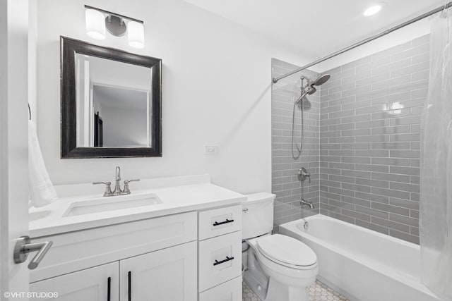 16 W Birchwood Ave, Hinsdale, IL 60521 - full bath with vanity, toilet, and shower / bath combination with curtain
