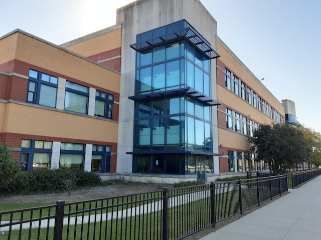 509 W 81st St, Chicago, IL 60620 - view of building exterior featuring fence