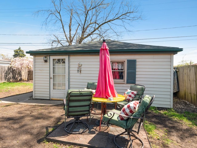 17237 Greenbay Ave, Lansing, IL 60438 - view of outdoor structure featuring a fenced backyard