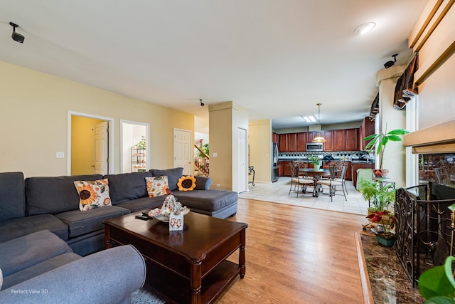 living area with light wood-type flooring