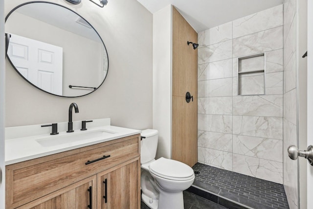 530 Thompson Ave, Winthrop Harbor, IL 60096 - full bathroom with a tile shower, toilet, and vanity