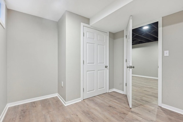 530 Thompson Ave, Winthrop Harbor, IL 60096 - finished basement featuring baseboards and wood finished floors