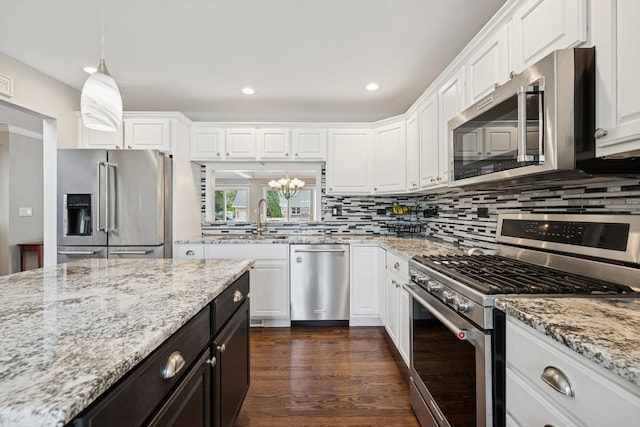 914 Wedgewood Dr, Crystal Lake, IL 60014 - photo 6