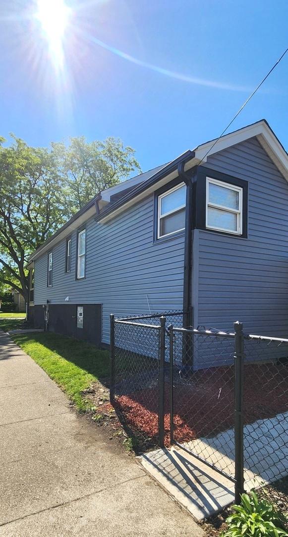 1100 S 3rd Ave, Maywood, IL 60153 - photo 5