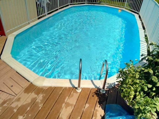 2500 S 7th Ave, North Riverside, IL 60546 - view of pool