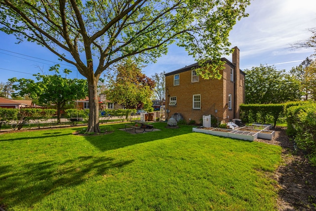 2500 S 7th Ave, North Riverside, IL 60546 - view of yard with a vegetable garden