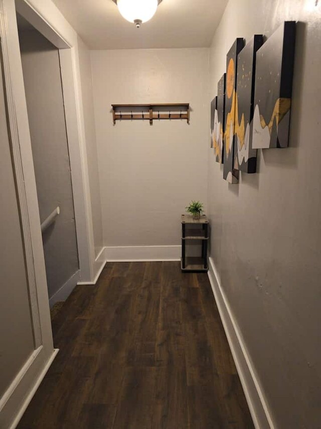 475 Laurel St, Elgin, IL 60120 - corridor with wood finished floors and baseboards